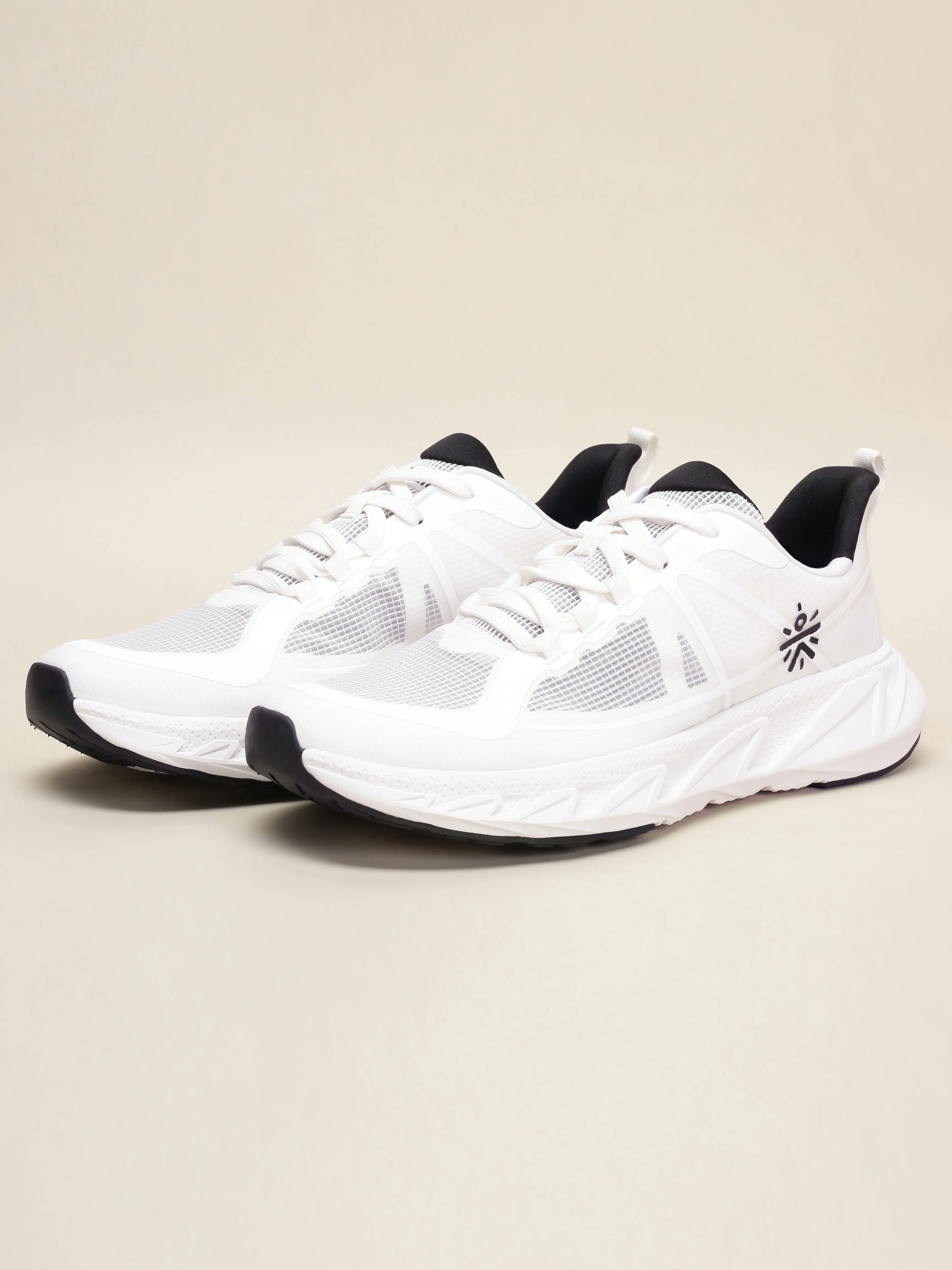 Cult Men's Traverse Running Shoes - Off White