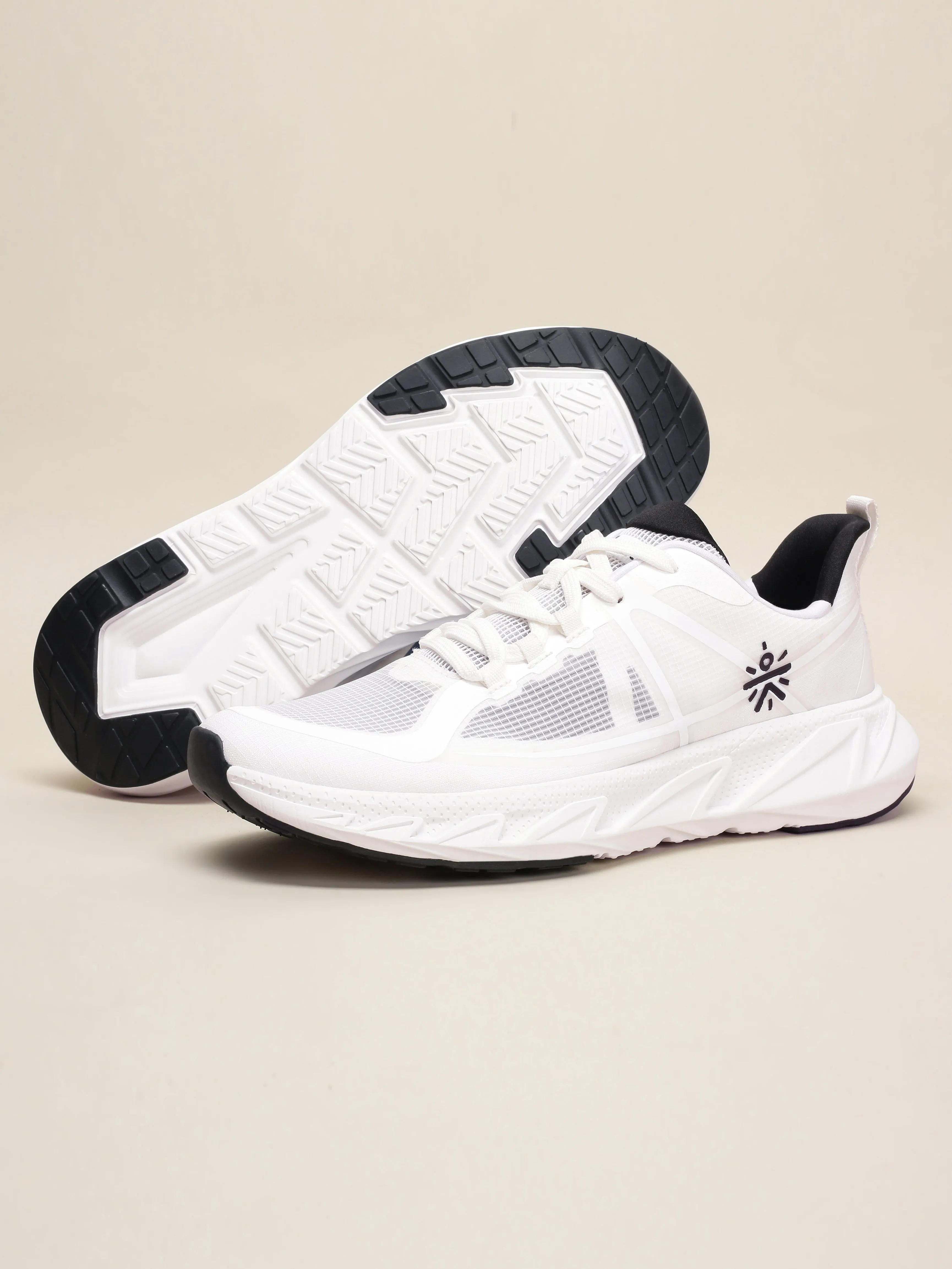 Cult Men's Traverse Running Shoes - Off White
