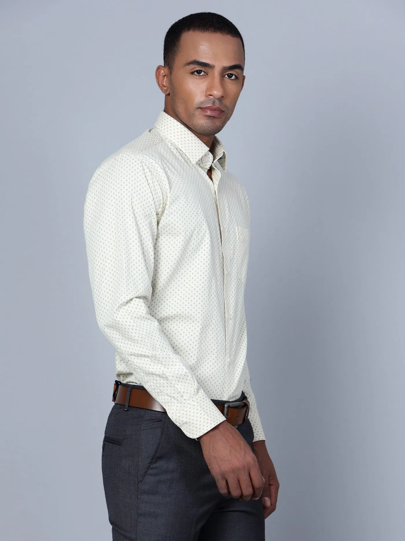 Men's Light Yellow Formal Geometric Ditsy print Full Sleeve Shirt