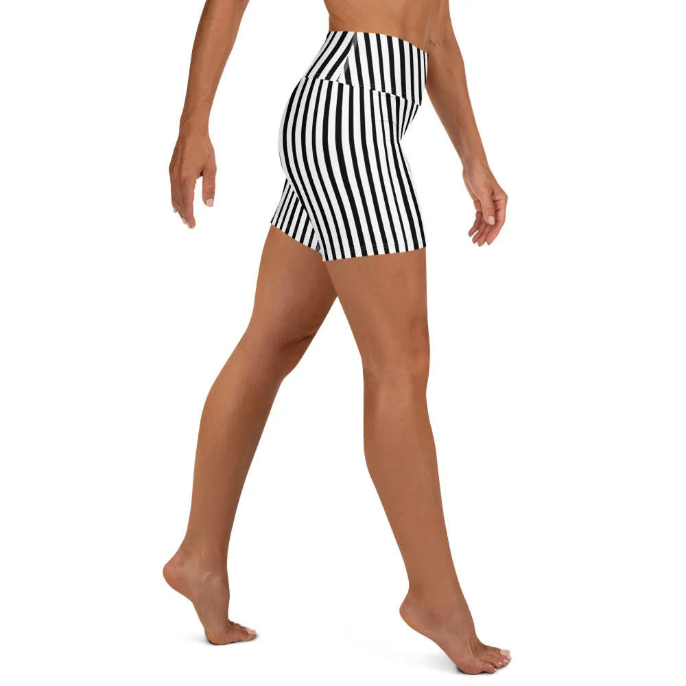 Modern Striped Yoga Shorts, Best Black White Stripes Print Women's Elastic Fitness Yoga Shorts- Made in USA/EU