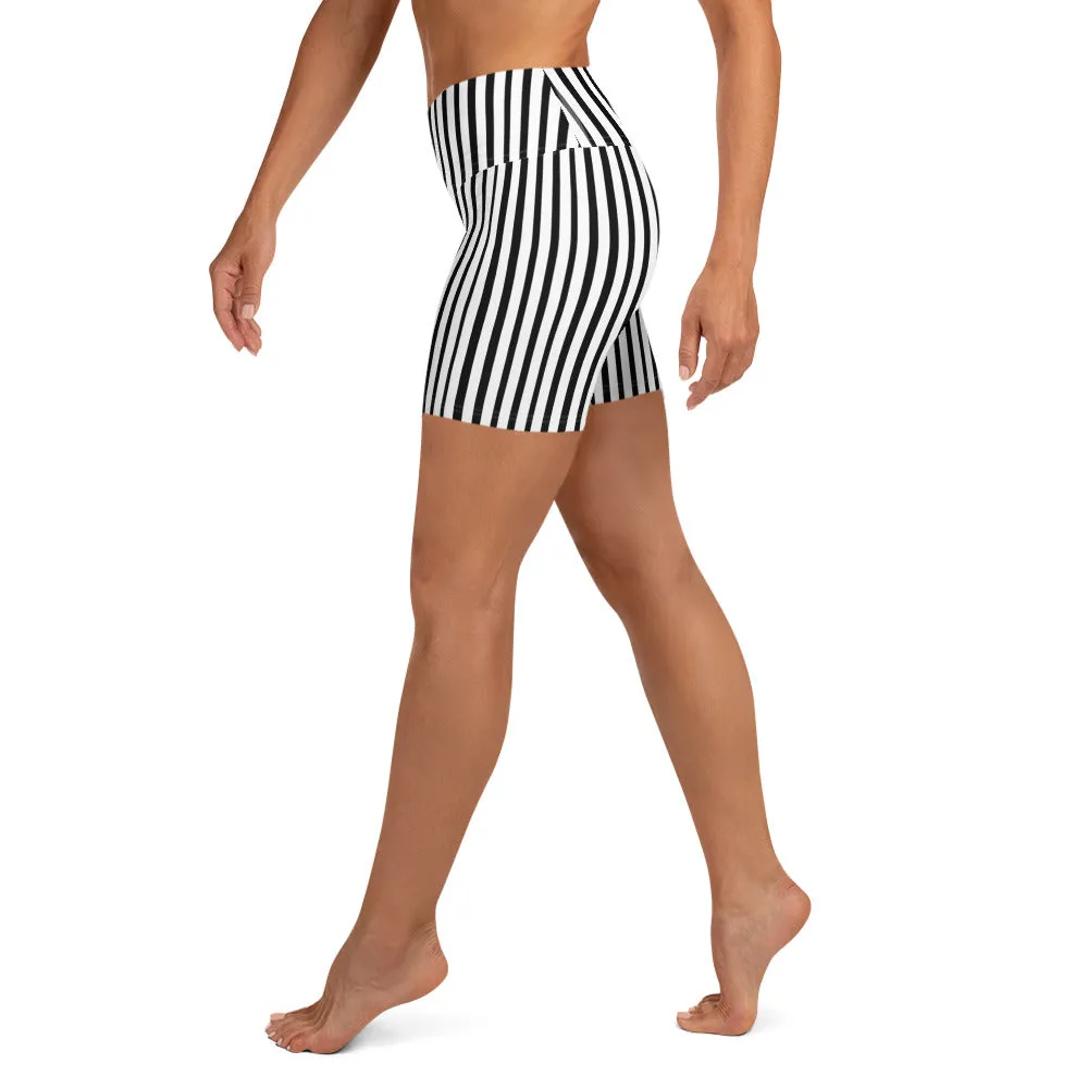 Modern Striped Yoga Shorts, Best Black White Stripes Print Women's Elastic Fitness Yoga Shorts- Made in USA/EU
