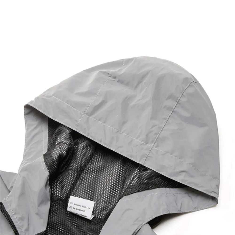 (Size XXL) Water repellent outdoor sports jacket Reflective windbreaker - Silver